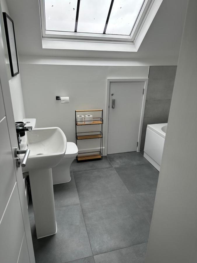 Apartment The Loft, New, Stylish Maisonette, Central, Private Location Lewes