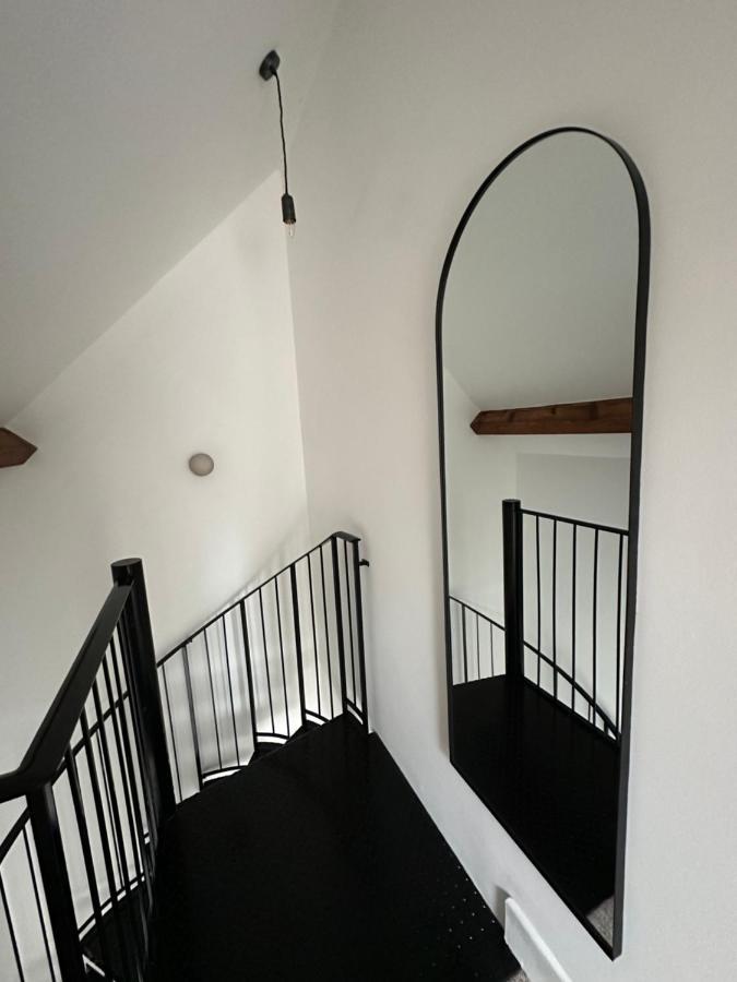 Apartment The Loft, New, Stylish Maisonette, Central, Private Location