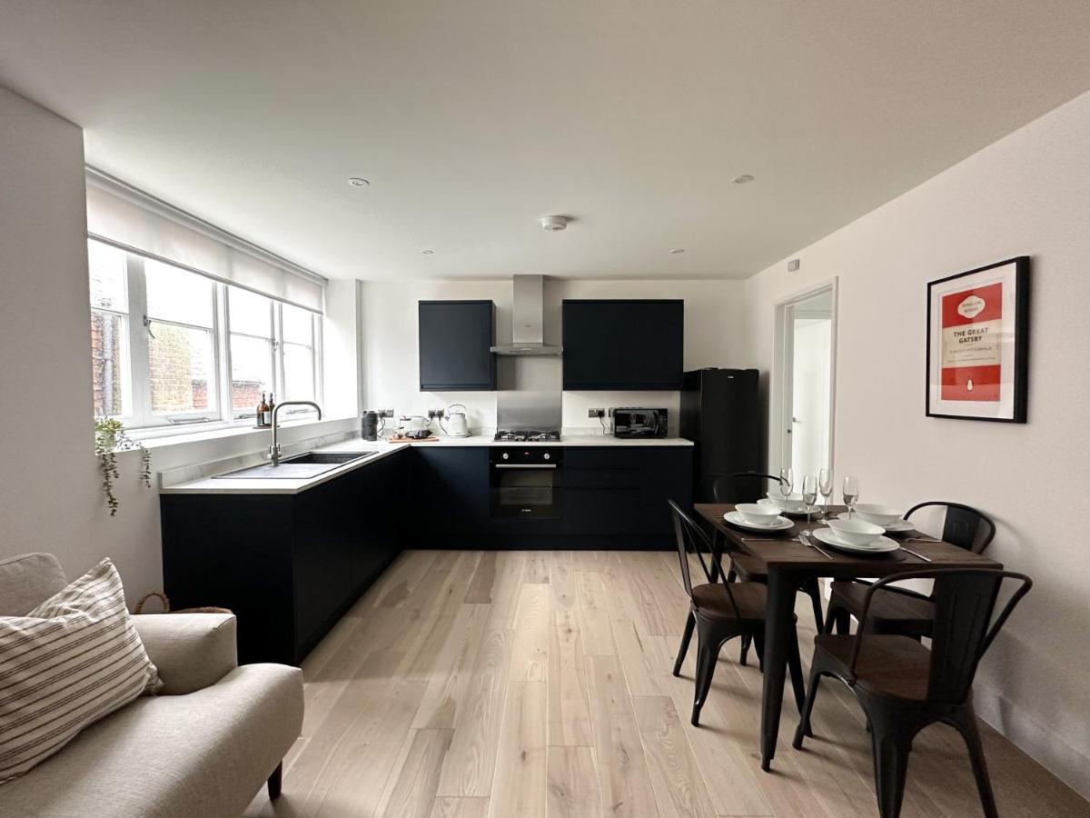 Apartamento The Loft, New, Stylish Maisonette, Central, Private Location